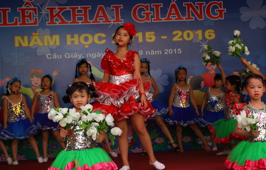 Ngày hội khai giảng của học sinh ảnh 8